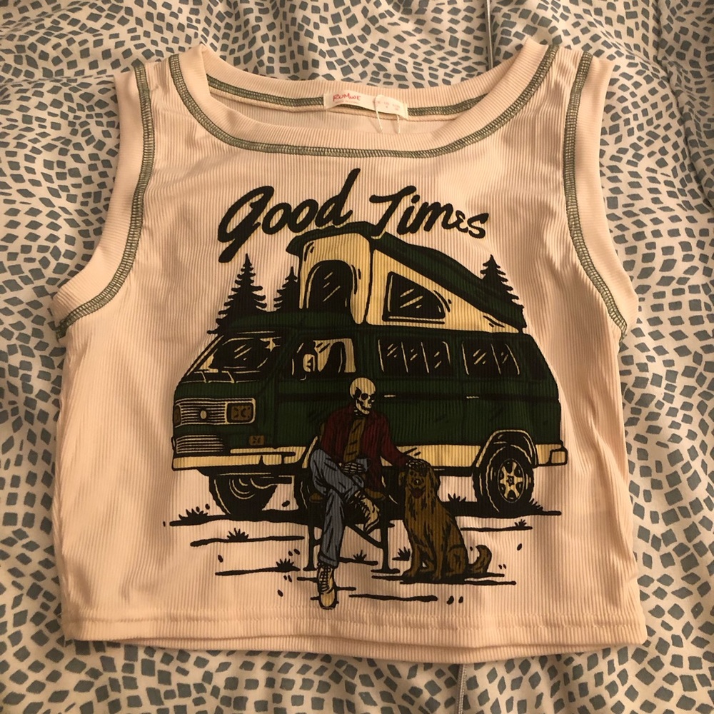 Comfy Graphic Tank - Picture 4 of 5